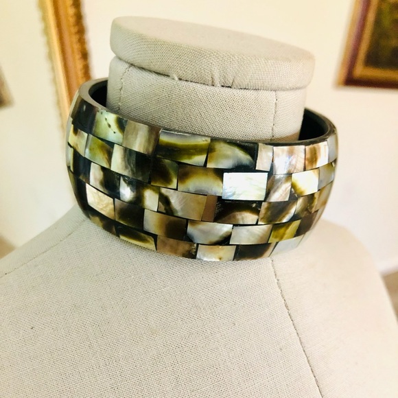 Vintage Mother of Pearl Inlay Wide Bracelet - Picture 5 of 9
